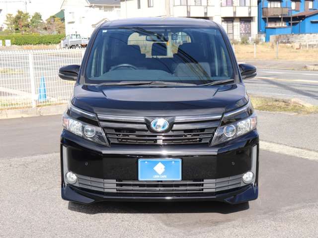 TOYOTA VOXY HYBRID 2014 Image 31