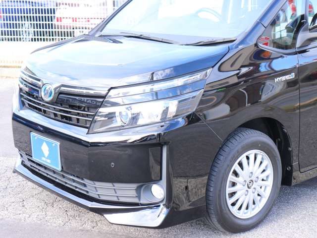 TOYOTA VOXY HYBRID 2014 Image 31