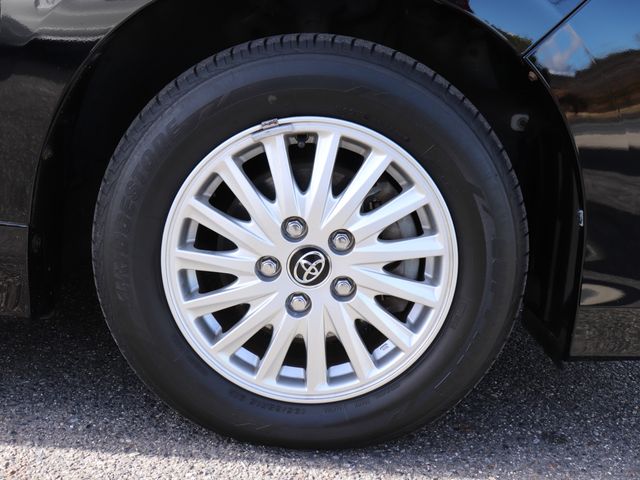 TOYOTA VOXY HYBRID 2014 Image 31