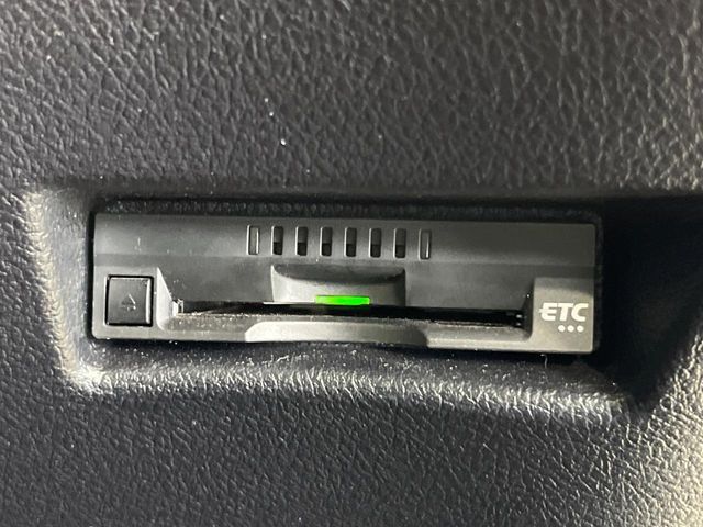 TOYOTA SIENTA 2018 Image 31