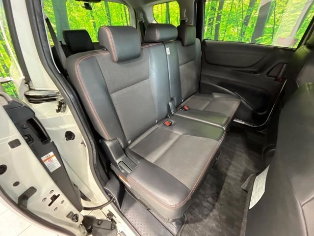 TOYOTA SIENTA 2018 Image 31