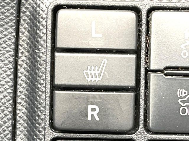 TOYOTA AQUA 2017 Image 31