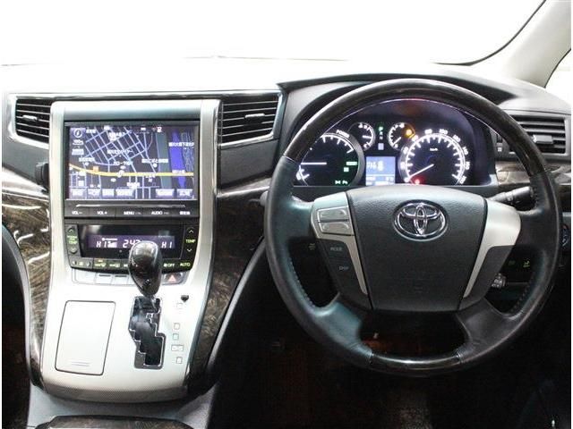 TOYOTA VELLFIRE  HYBRID 4WD 2014 Image 31