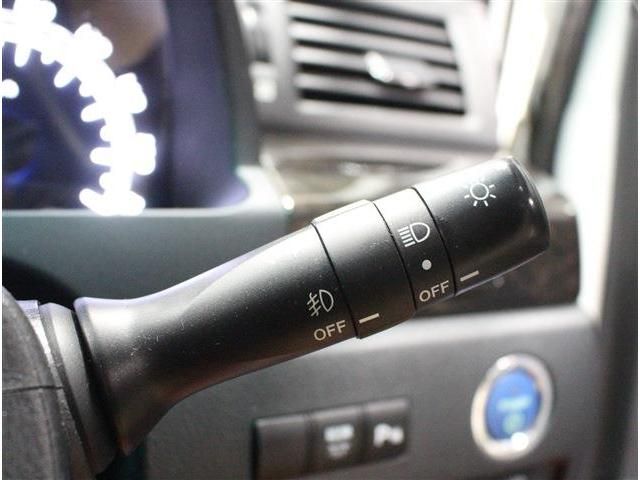 TOYOTA VELLFIRE  HYBRID 4WD 2014 Image 31