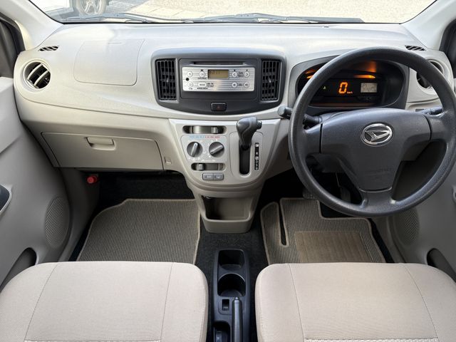 DAIHATSU MIRA E:S 4WD 2013 Image 31