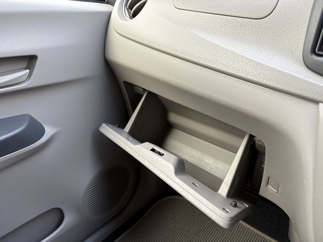 DAIHATSU MIRA E:S 4WD 2013 Image 31