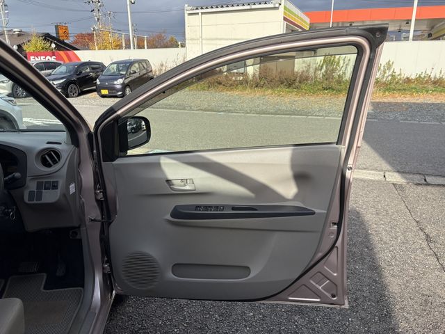 DAIHATSU MIRA E:S 4WD 2013 Image 31