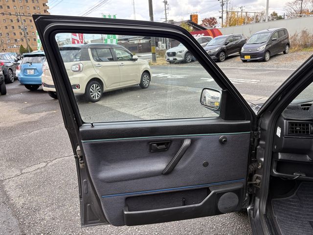 VOLKSWAGEN GOLF 1991 Image 31