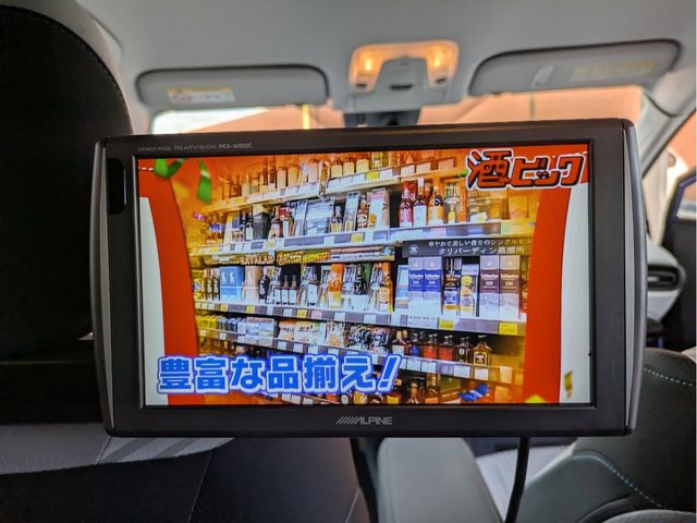 TOYOTA PRIUS 2015 Image 31