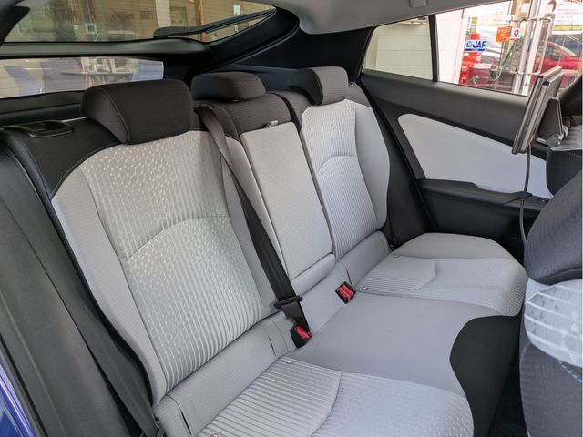 TOYOTA PRIUS 2015 Image 31