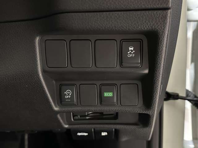 NISSAN X-TRAIL 4WD 2015 Image 31