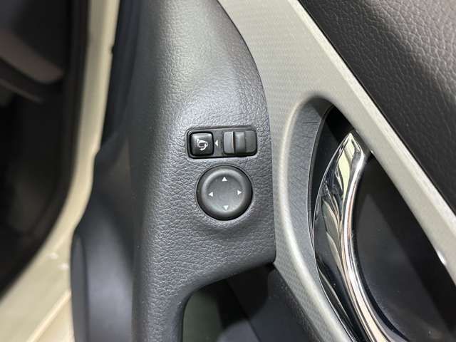 NISSAN X-TRAIL 4WD 2015 Image 31