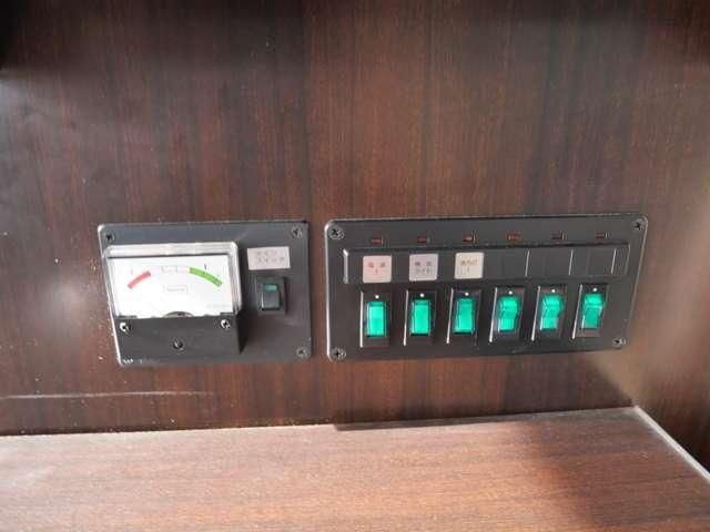 TOYOTA PIXIS VAN 2013 Image 31