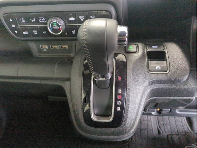 HONDA N-WGN CUSTOM 2023 Image 31