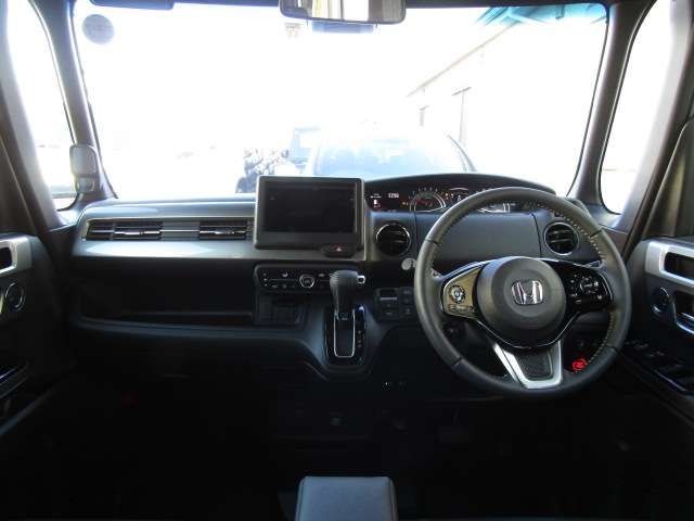 HONDA N BOX CUSTOM 2022 Image 31