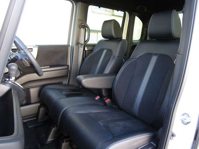 HONDA N BOX CUSTOM 2022 Image 31