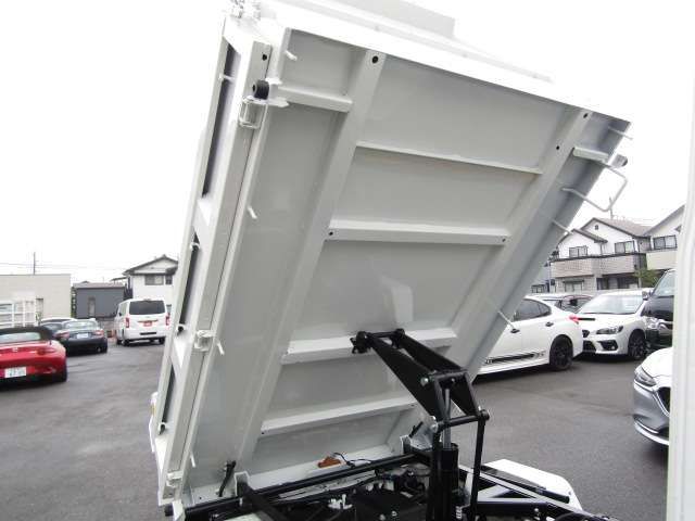 DAIHATSU HIJET DUMP 4WD 2025 Image 31