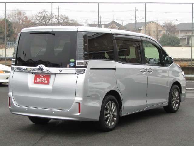 TOYOTA VOXY 2019 Image 31