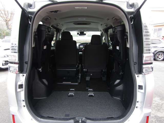 TOYOTA VOXY 2019 Image 31