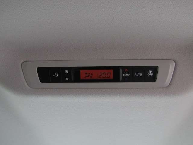 TOYOTA VOXY 2019 Image 31