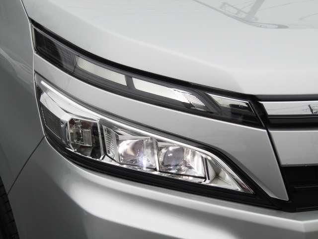 TOYOTA VOXY 2019 Image 31