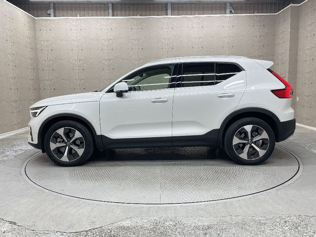VOLVO XC40 2023 Image 31