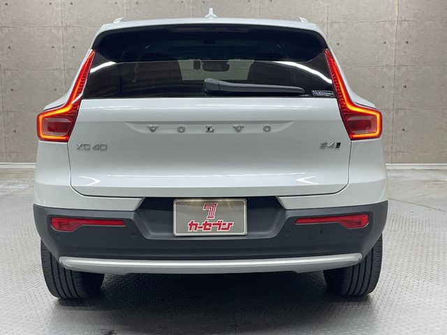 VOLVO XC40 2023 Image 31