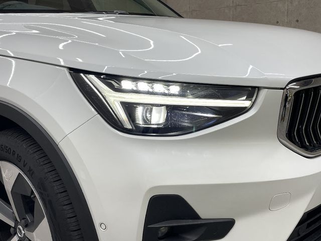 VOLVO XC40 2023 Image 31