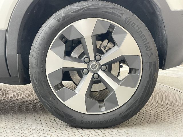 VOLVO XC40 2023 Image 31
