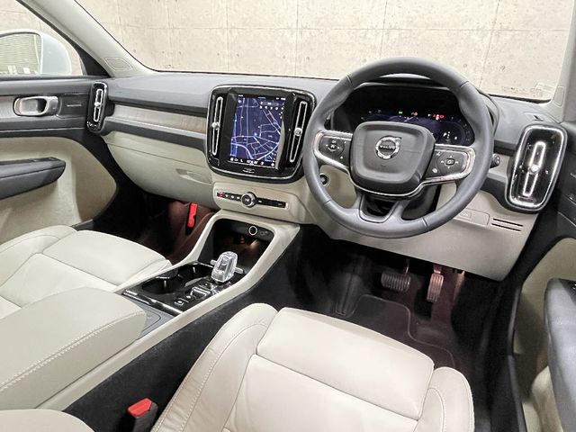 VOLVO XC40 2023 Image 31