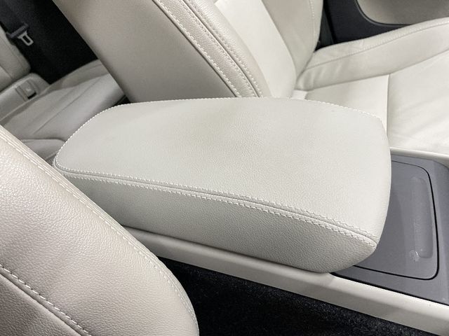 VOLVO XC40 2023 Image 31