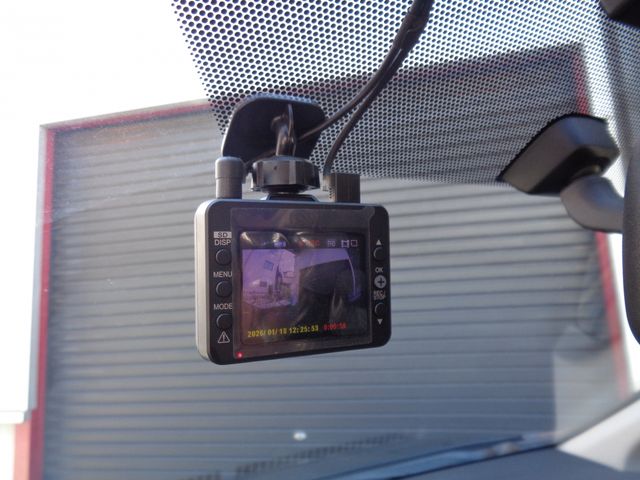 TOYOTA NOAH 2011 Image 31