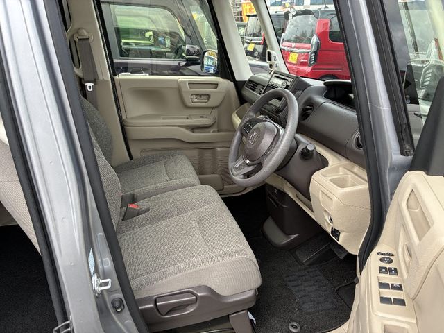 HONDA N BOX 2020 Image 31