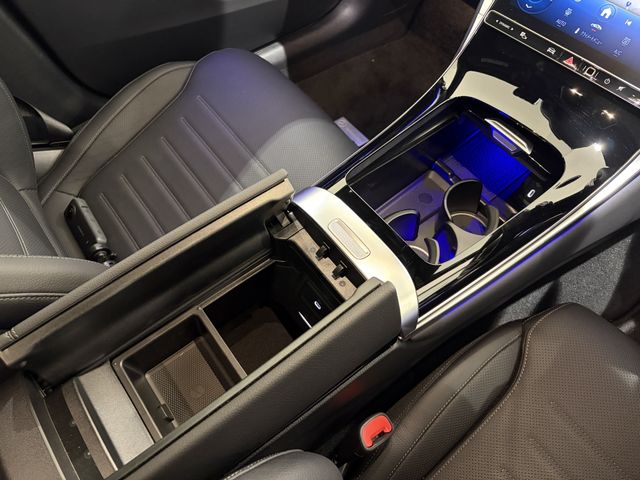 MERCEDES BENZ GLC CL 2025 Image 31