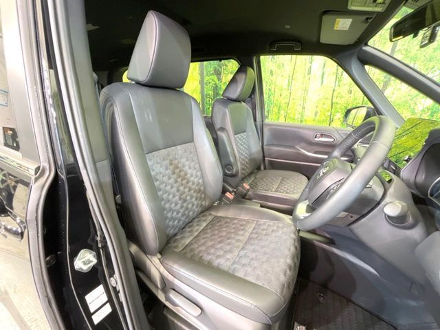 TOYOTA VOXY HYBRID 2024 Image 31