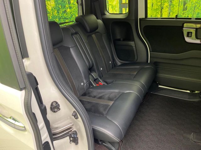 HONDA N BOX CUSTOM 2017 Image 31