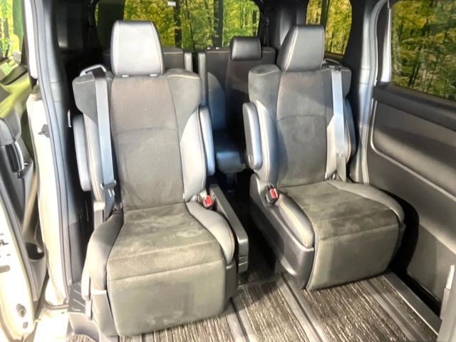 TOYOTA VELLFIRE 2021 Image 31