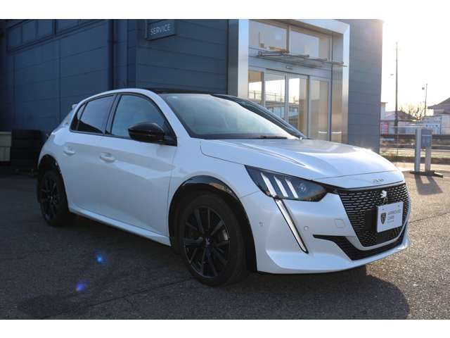 PEUGEOT 208 2021 Image 31