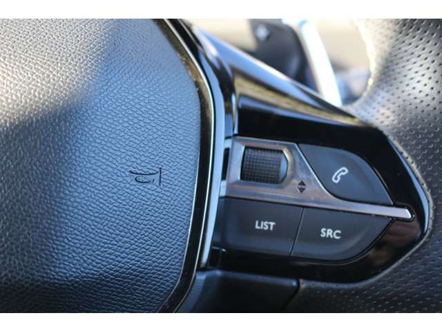 PEUGEOT 208 2021 Image 31