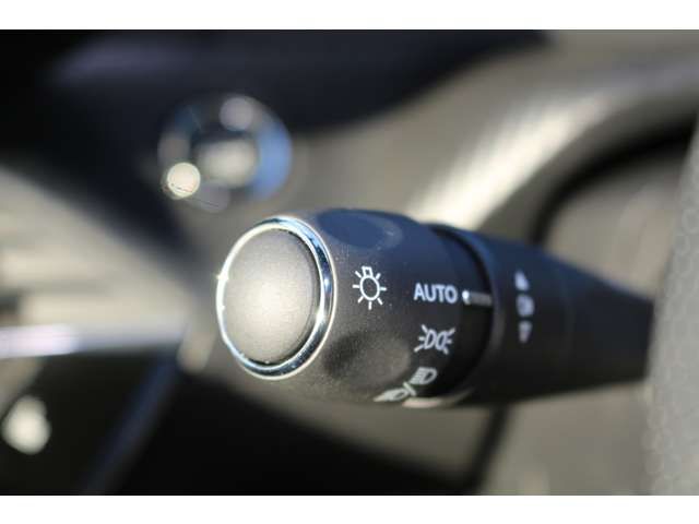 PEUGEOT 208 2021 Image 31