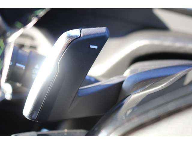 PEUGEOT 208 2021 Image 31