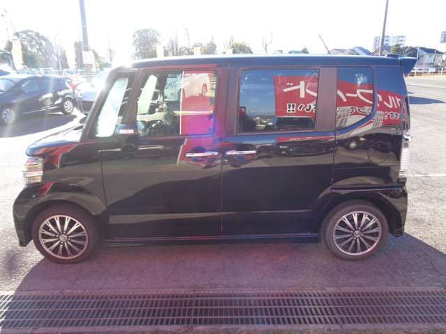 HONDA N BOX CUSTOM 2014 Image 31