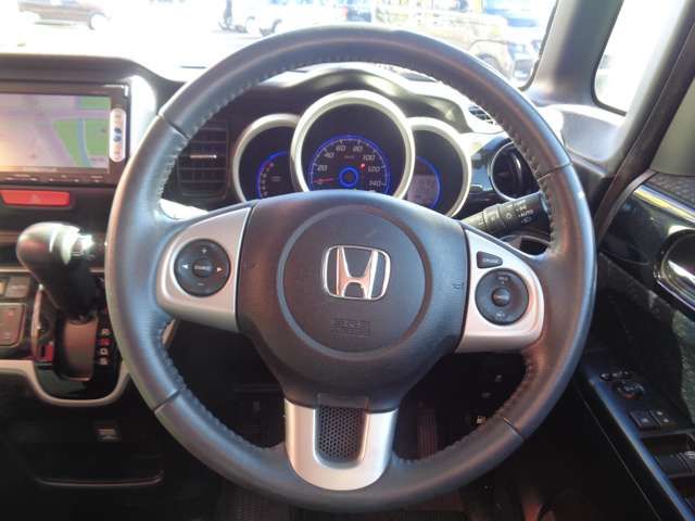 HONDA N BOX CUSTOM 2014 Image 31