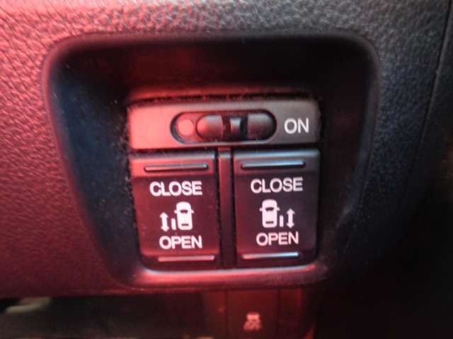 HONDA N BOX CUSTOM 2014 Image 31