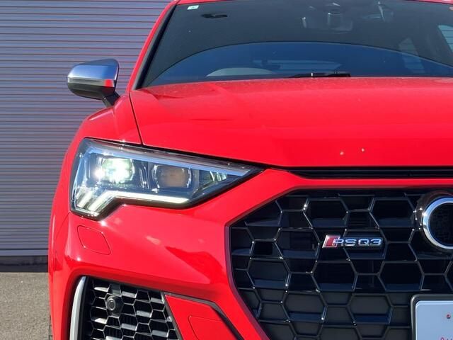 AUDI RS Q3 2021 Image 31