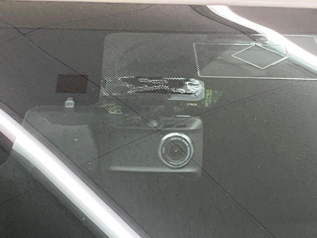 TOYOTA PRIUS 2018 Image 31