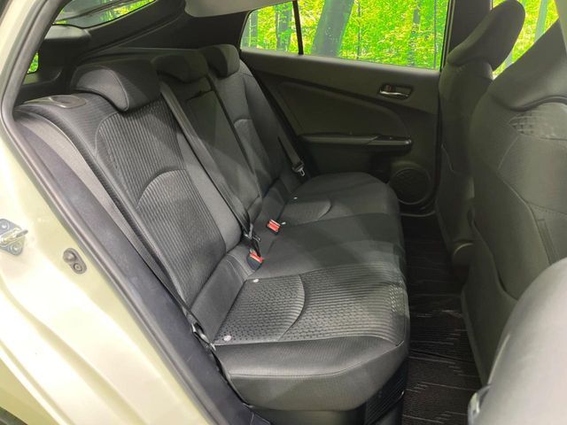 TOYOTA PRIUS 2018 Image 31