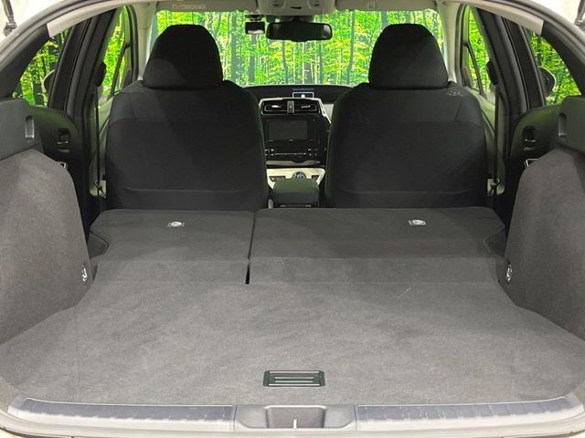 TOYOTA PRIUS 2018 Image 31