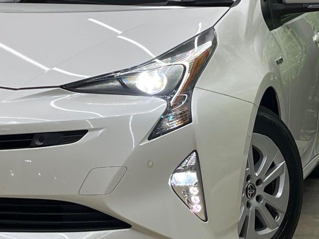 TOYOTA PRIUS 2018 Image 31