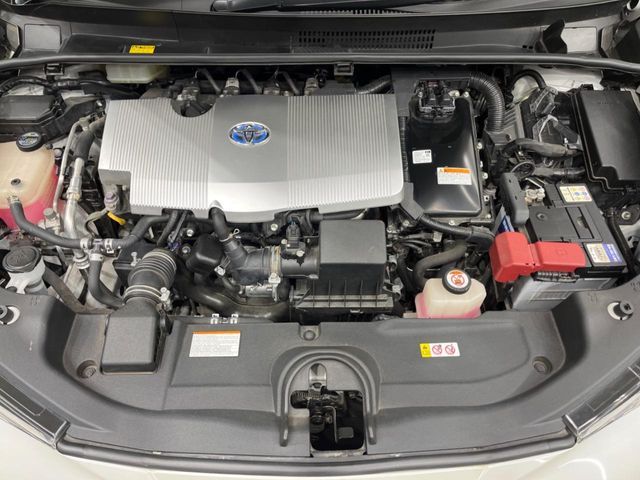 TOYOTA PRIUS 2018 Image 31